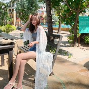 LWBC6326100057 蕾絲網紗刺繡透視輕盈長款闊袖防曬衣蕾絲衫開衫