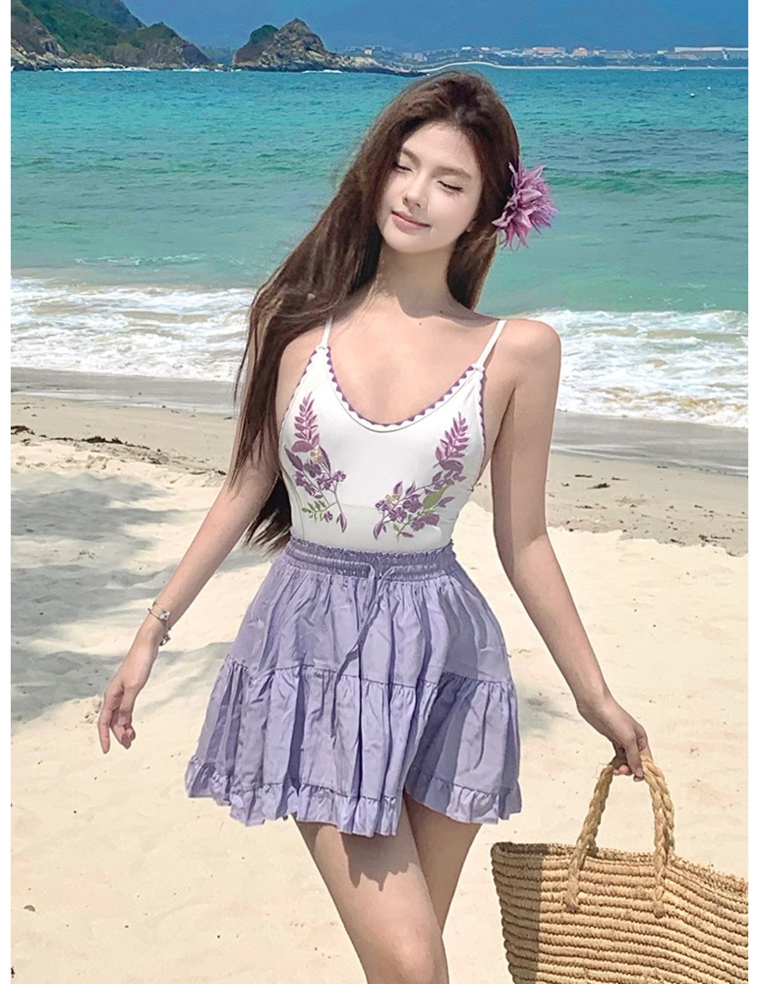 HSPN647100002 葡萄酒莊復古法式立體刺繡高級連體度假溫泉泳衣 