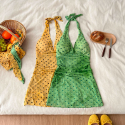 HSPN649100001金橘青檸薄荷綠金橘黃波點掛脖V領度假泳衣拍照 