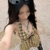 HSPN649100002 復古黃格ins黃色甜酷辣妹V領格子度假泳衣海島拍照 