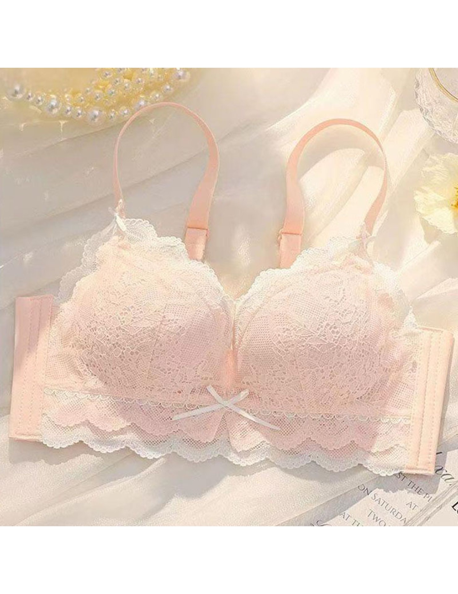 WLBE6512001 內衣女性感蕾絲無鋼圈胸罩薄款透氣微聚攏防下垂胸罩