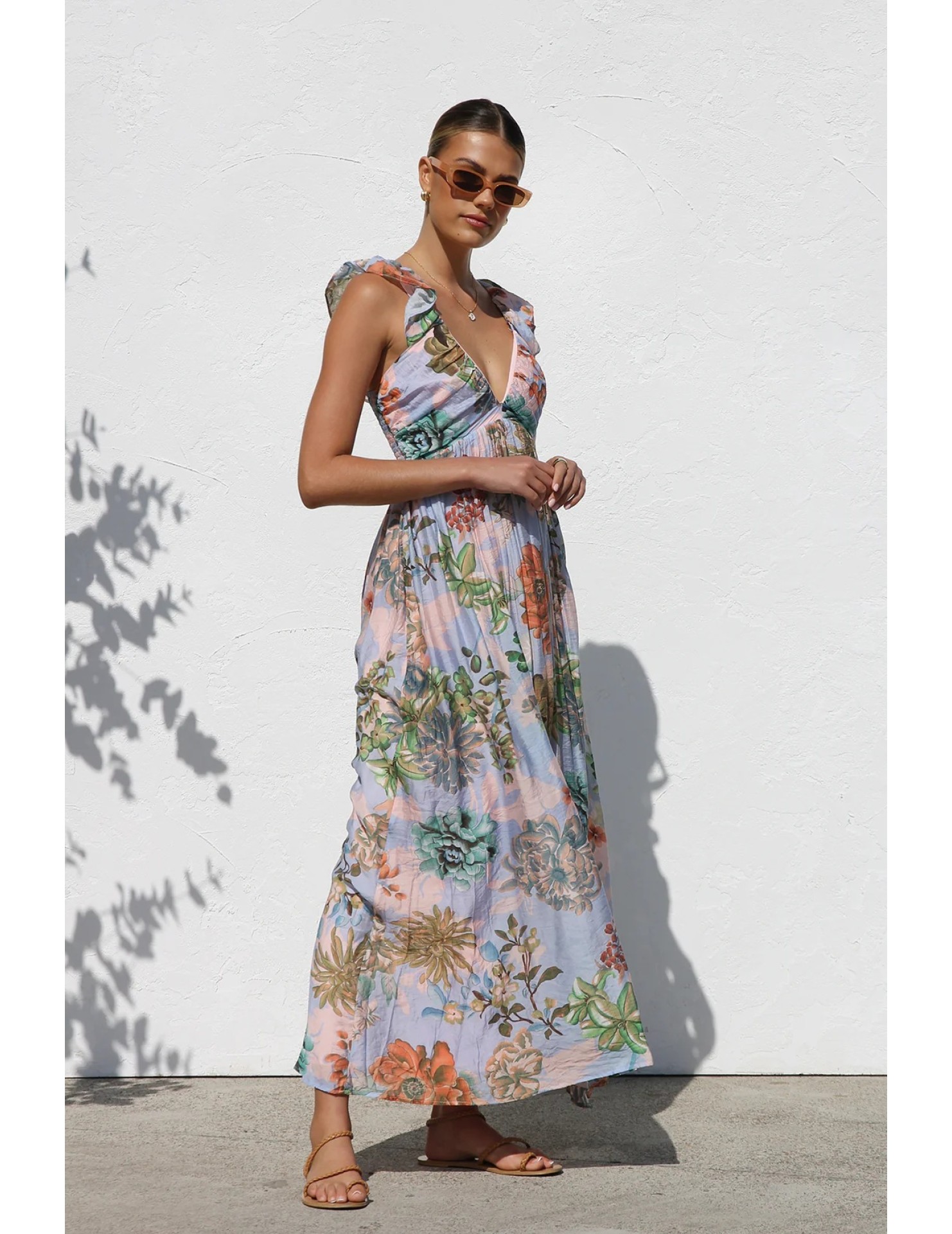 FCSE6820001 Floral V-neck Full Swing Spaghetti Strap Long Dress for Women