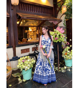 FCSE61001002 Retro Resort Style Blue and White Porcelain Print Sleeveless Dress