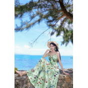 FCSE61013001 Fresh and sweet V-neck bow-tie suspender dress with floral print.