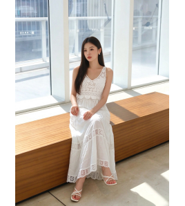 FCSE61026001 Lace High-Waisted Slit Dress - Elegant Workwear Dress with Straps