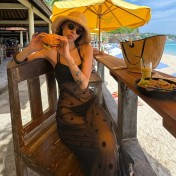 LHN26019 LYCKA 三件套泳裝