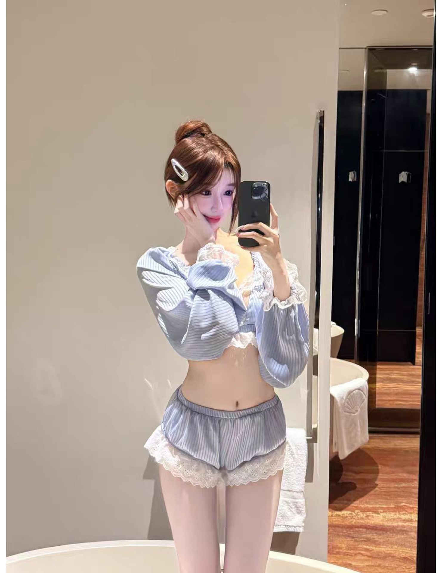 LHN26042 LYCKA 三件套泳裝