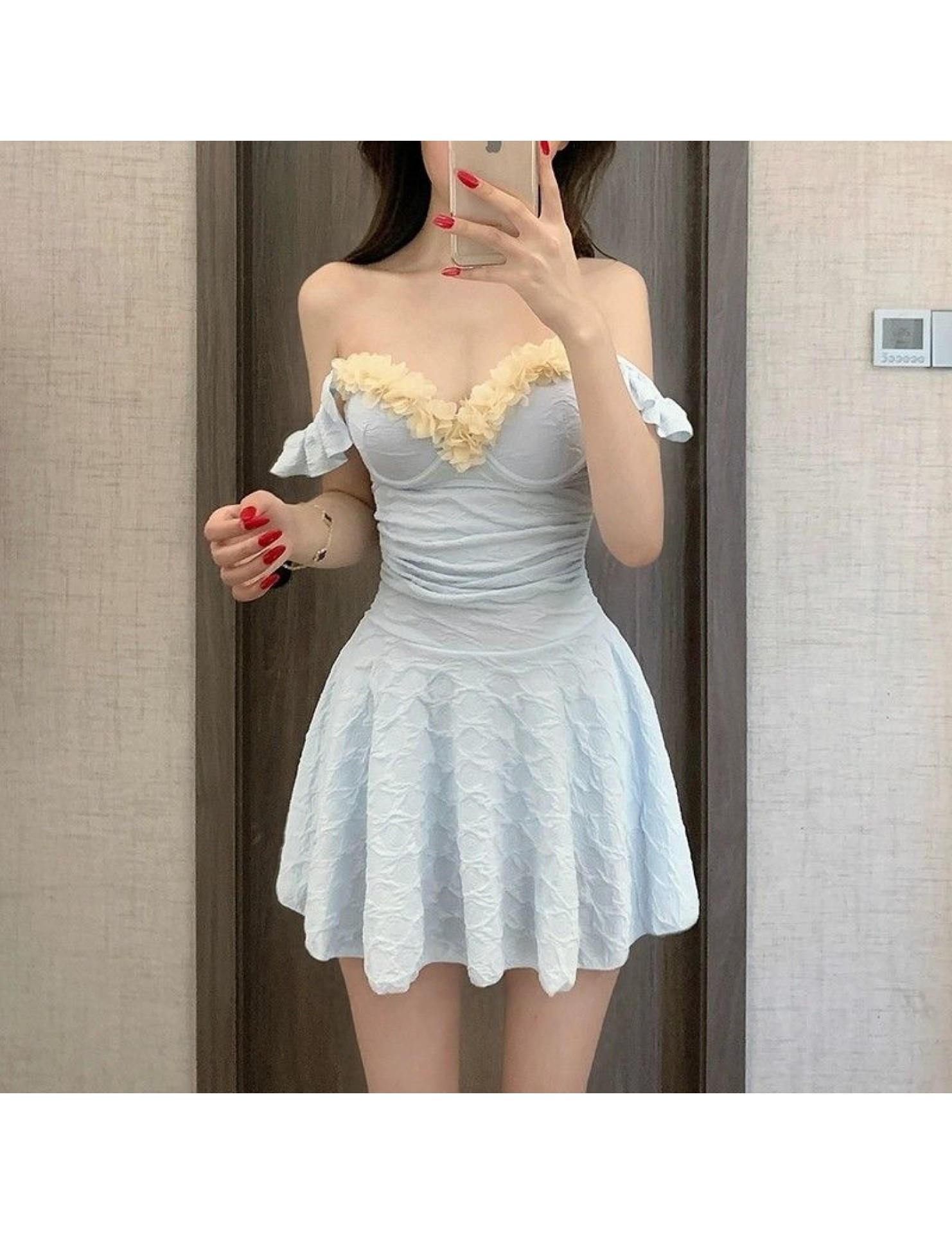 LZX26035 LYCKA 連體泳衣